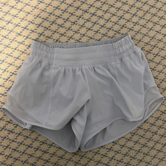 lululemon athletica Pants - Lululemon Hotty Hot shorts size 4 in light purple